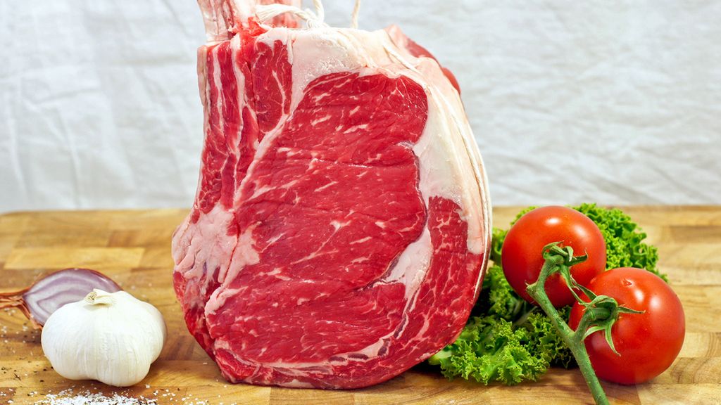 Surowe całe żeberka wołowe (mięso i tłuszcz, I klasa mięsa)