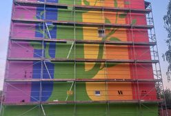 Wandale zniszczyli tęczowy mural
