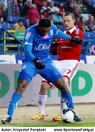 Manuel Arboleda otrzymał czwartą żółtą kartkę w sezonie i następny mecz obejrzy z trybun
