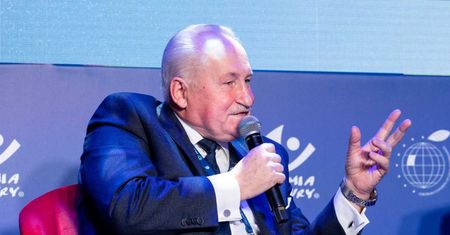Konflikt PiS z Komisją Europejską odbije się na samorządach? "Takie podejście obniża wiarygodność Polski"