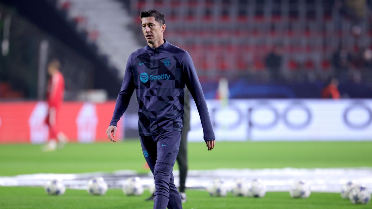 PAP/EPA / OLIVIER MATTHYS / Na zdjęciu: Robert Lewandowski