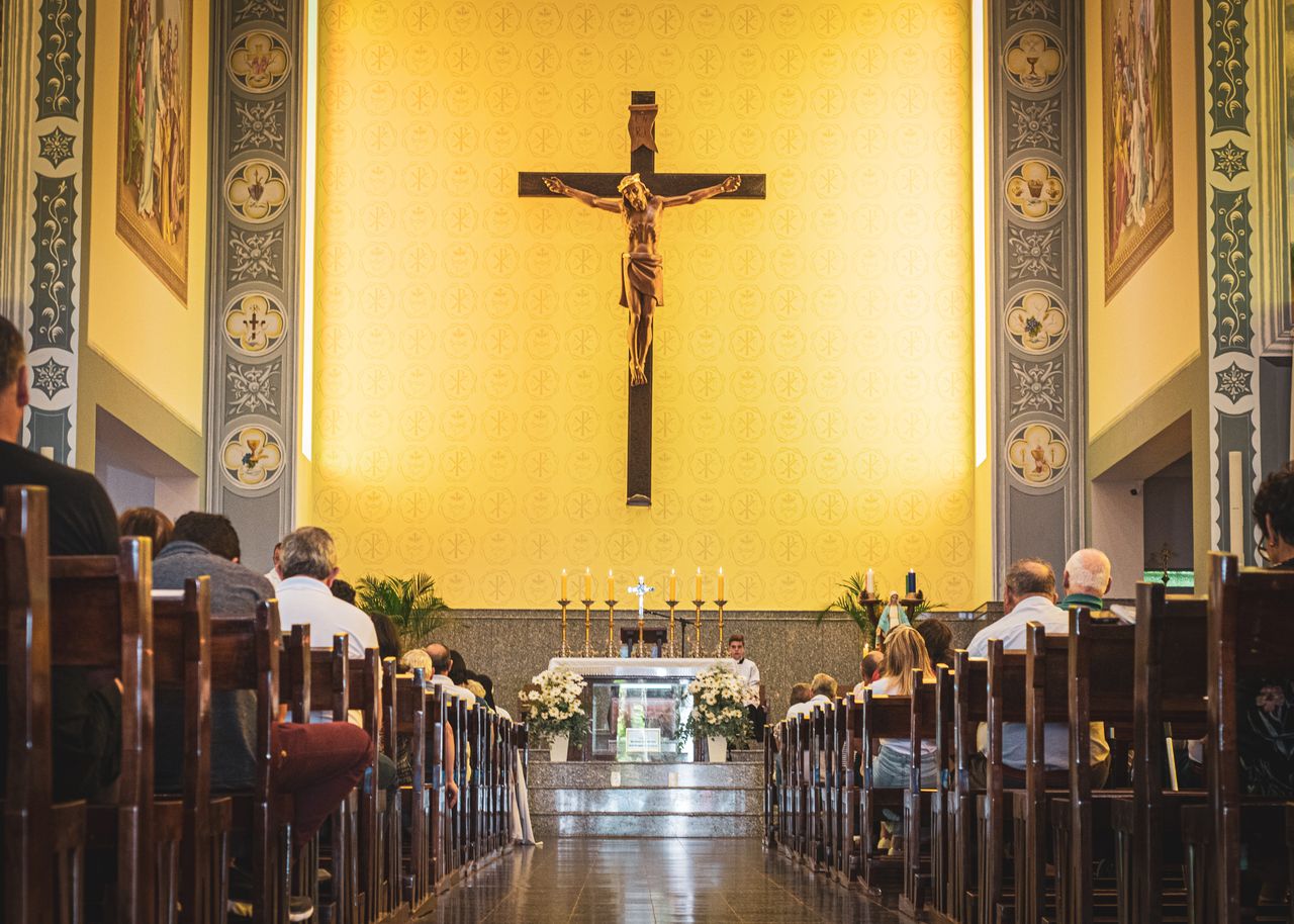 Post ścisły. Kogo obowiązuje? Kodeks kanoniczny wyjaśnia