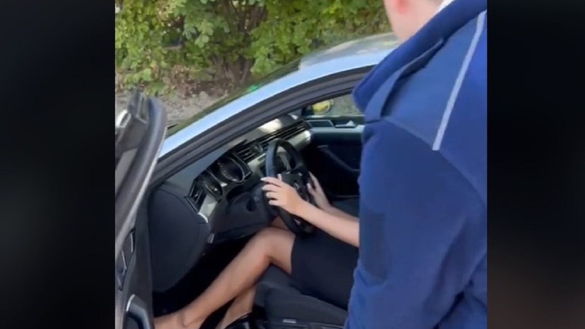 Czy można jeździć samochodem w szpilkach? 