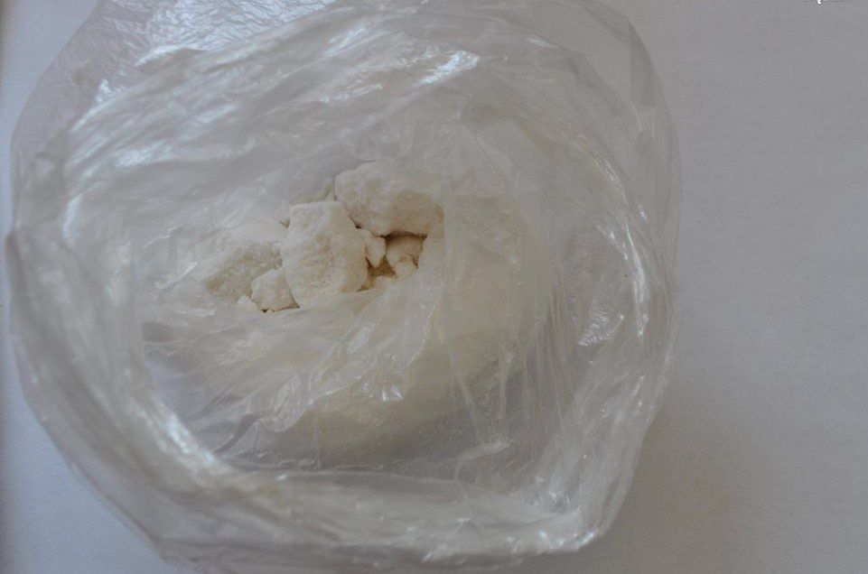 Śląskie. 25-letni mieszkaniec Sosnowca posiadał amfetaminę, z której można było przygotować prawie 450 działek narkotyku.