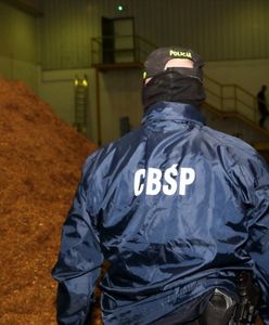 CBŚP: Niewolnicze warunki pracy w fabryce papierosów