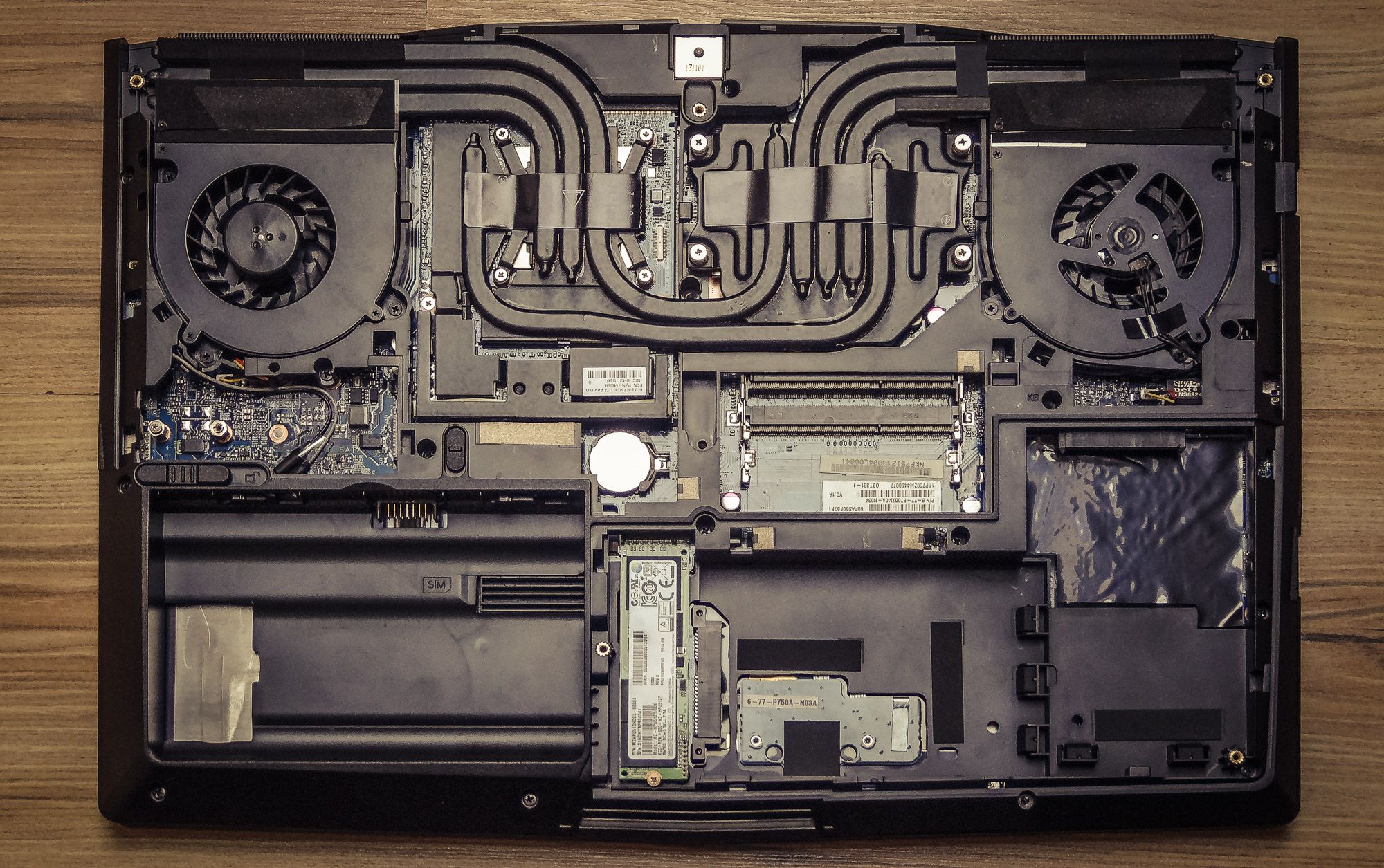 XNOTE P75: desktopowy i7 i GTX 980M w laptopie 4