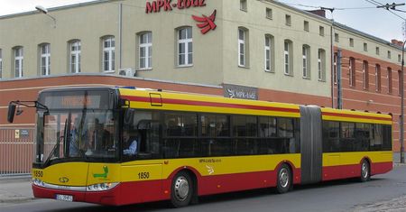 Łodzianie chcieli Internetu w komunikacji miejskiej i dostaną — wybiórczo i na 3 lata