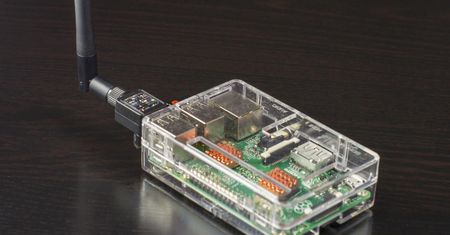 Raspberry Pi z nowym pulpitem PIXEL. Malina nabrała kolorów, jest przyjemniejsza w użyciu
