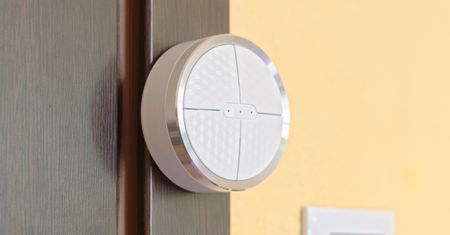 Smanos K1: jak łatwo zamontować i skonfigurować domowy alarm?