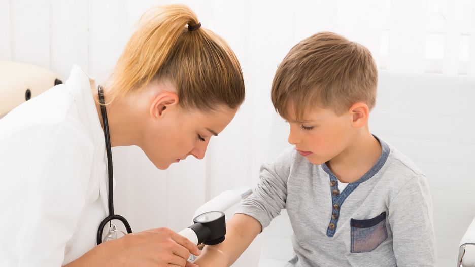 Jak leczyć kurzajki? Poznaj sprawdzone metody