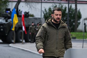Żołnierze na froncie zarobią więcej. Zełenski zapowiada reformę ukraińskiej armii