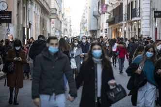 Zwrot za przedświąteczne zakupy opłacone kartą. Tak Włosi chcą ratować handel