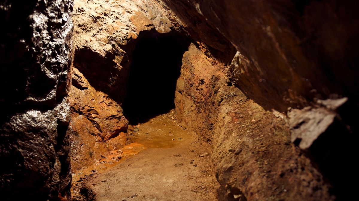Co najmniej trzy osoby zginęły podczas ataku na górników.