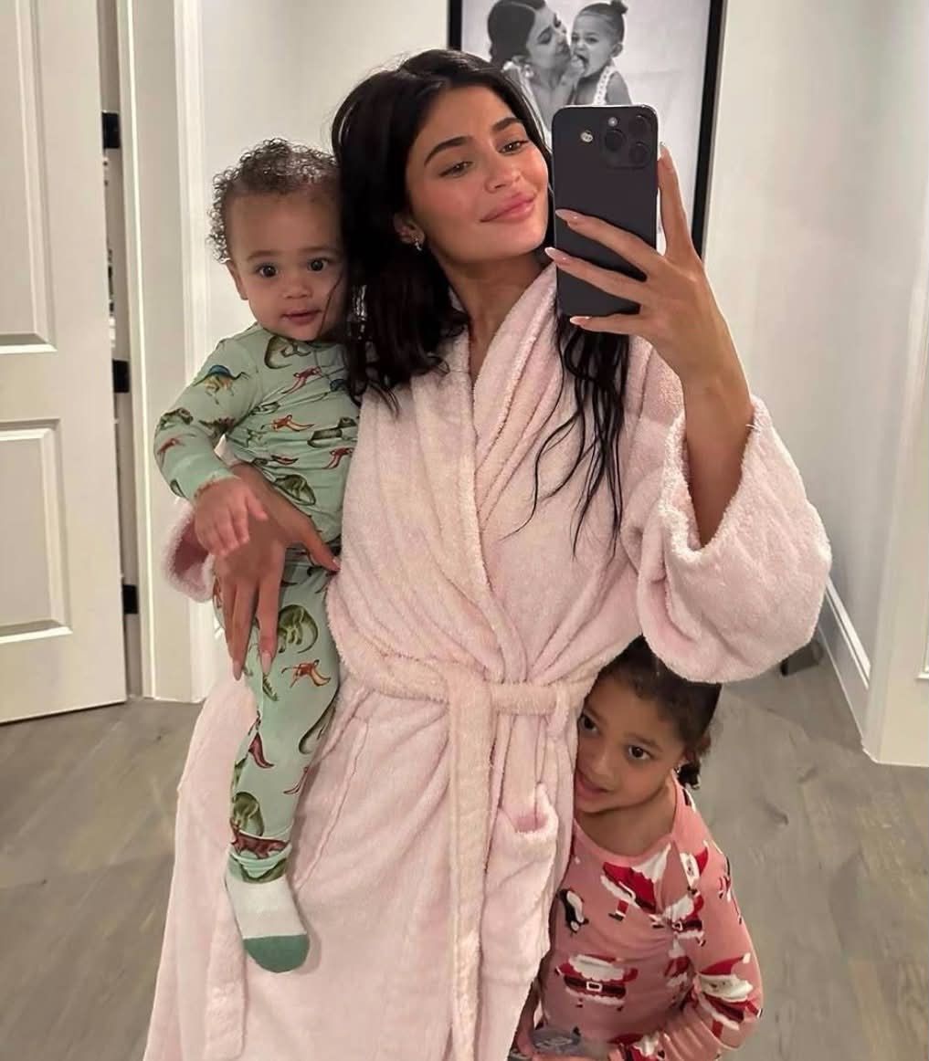 Kylie Jenner z dziećmi