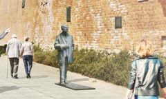 Warszawa. Jan Zachwatowicz będzie miał pomnik na Starówce