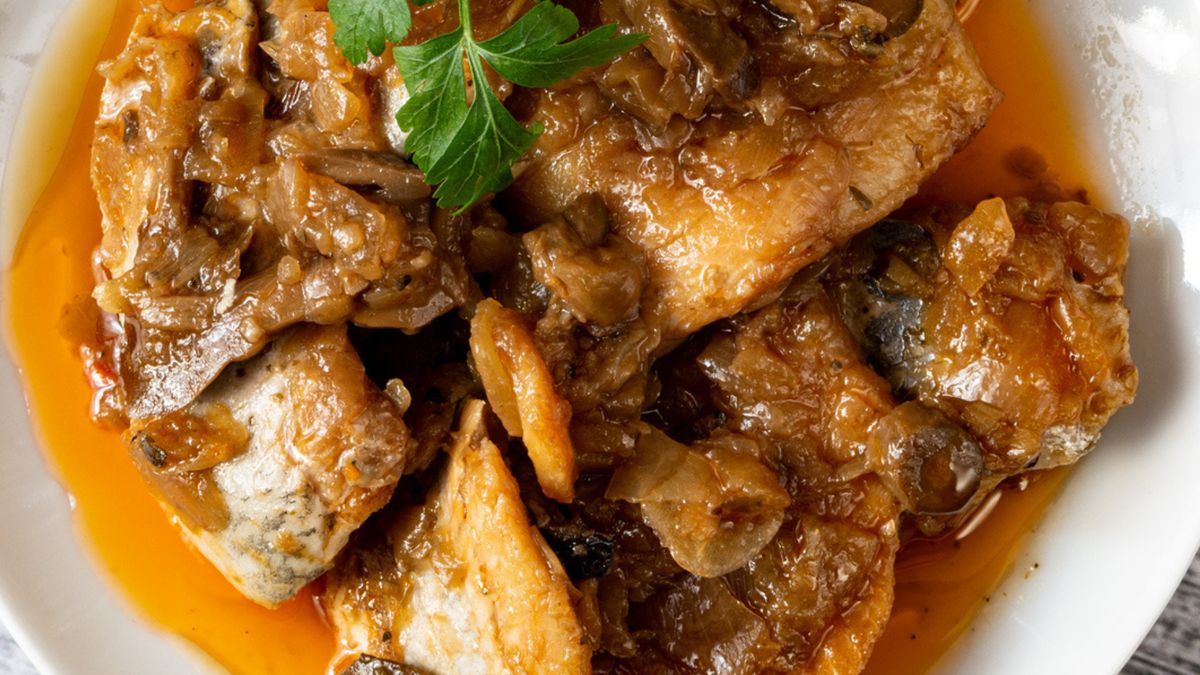 Śledzie po węgiersku - przepis