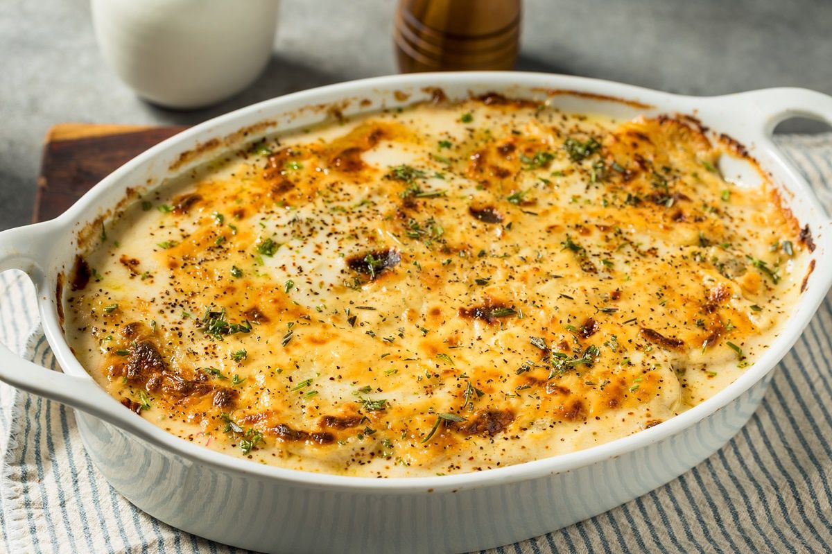 Quick and easy potato casserole with mozzarella delights