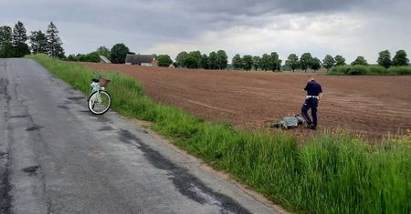 Chełmżyca. Policjant na rowerze dogonił... motocyklistę