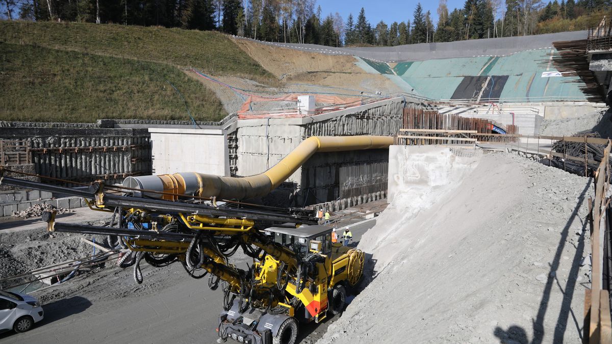 Prawy tunel na Zakopiance już jest przebity