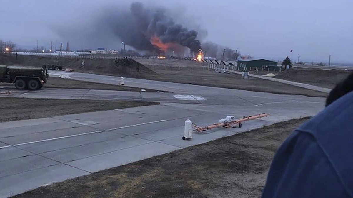 Ukraińskie siły zaatakowały lotnisko wojskowe na terenie Rosji