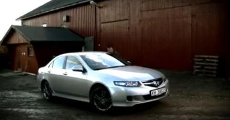 Zakazana reklama Hondy Accord [wideo]