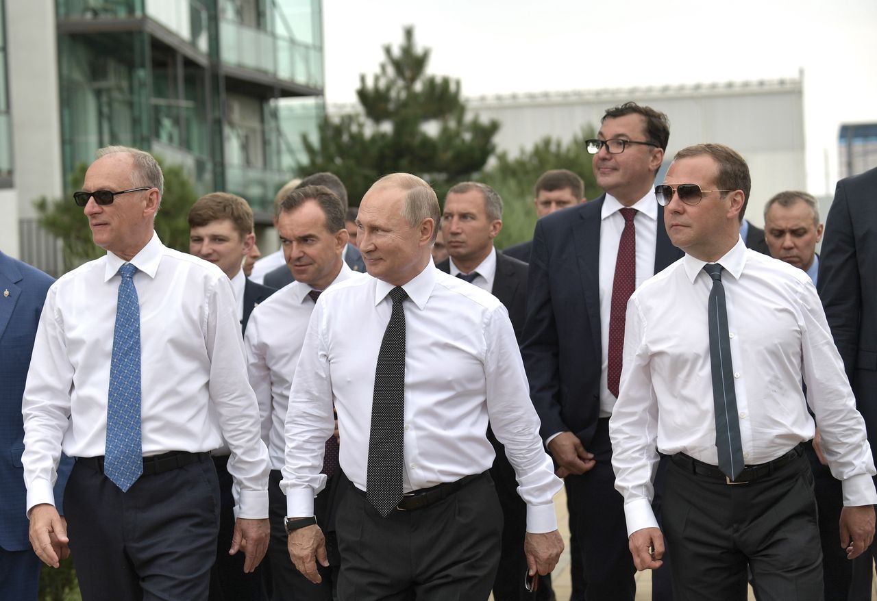 Nikołaj Patruszew, Władimir Putin i Dmitrij Miedwiediew w Krasnodarze w 2020 roku (Photo by Alexei Nikolsky\TASS via Getty Images)