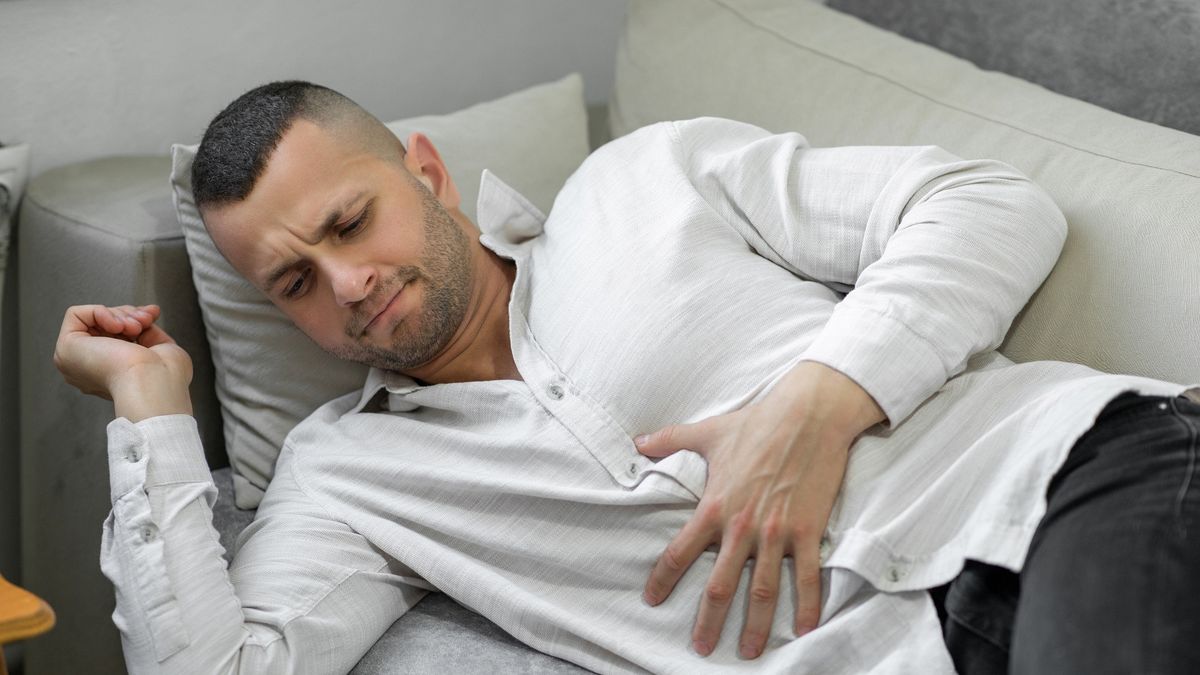 Man suffering from stomach pain
Man suffering from stomach pain
bymuratdeniz