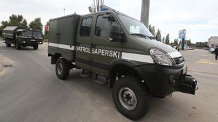 Wrocław: Niewybuch na parkingu przy Cmentarzu Osobowickim. Na miejscu saperzy