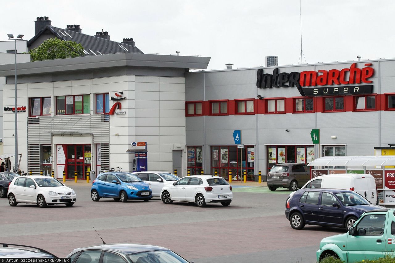 Metodę "na dworzec" i "na czytelnię" testują obecnie niektóre sklepy sieci Intermarche 