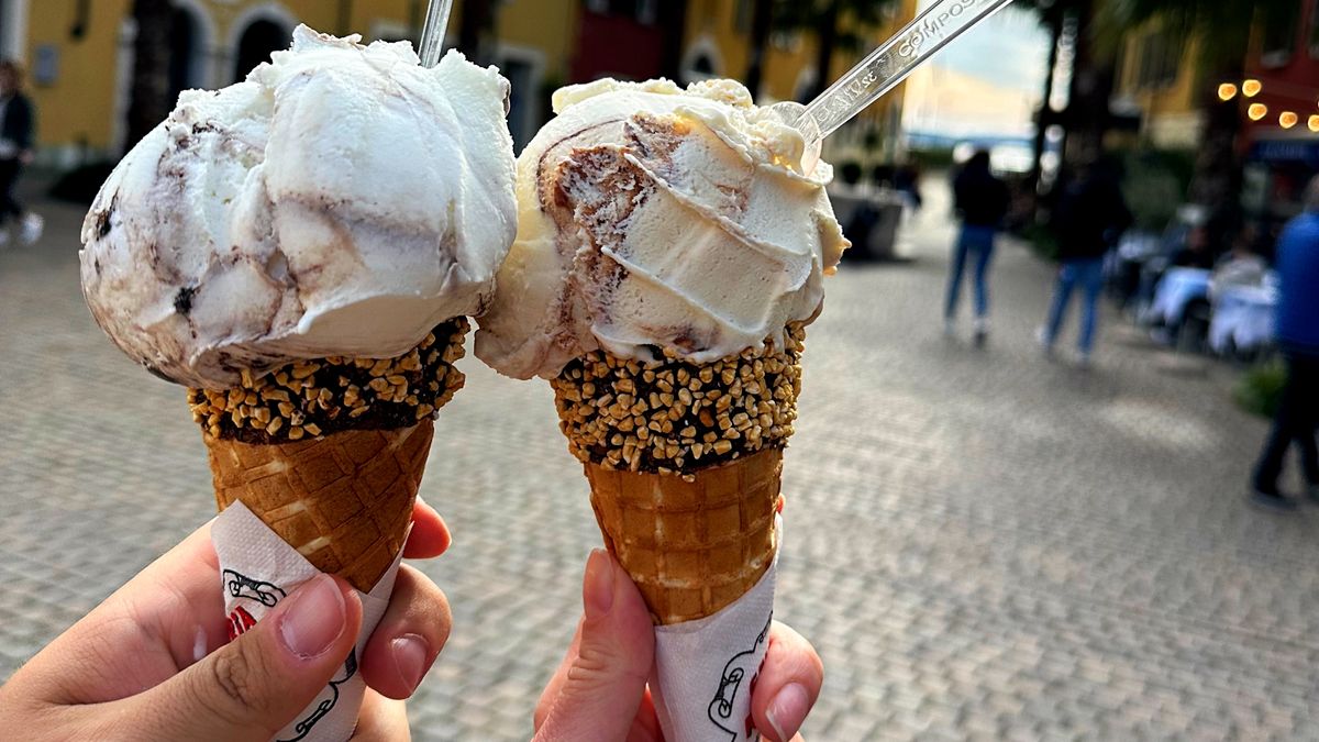 Jedzenie lodów nie powoduje przeziębienia.