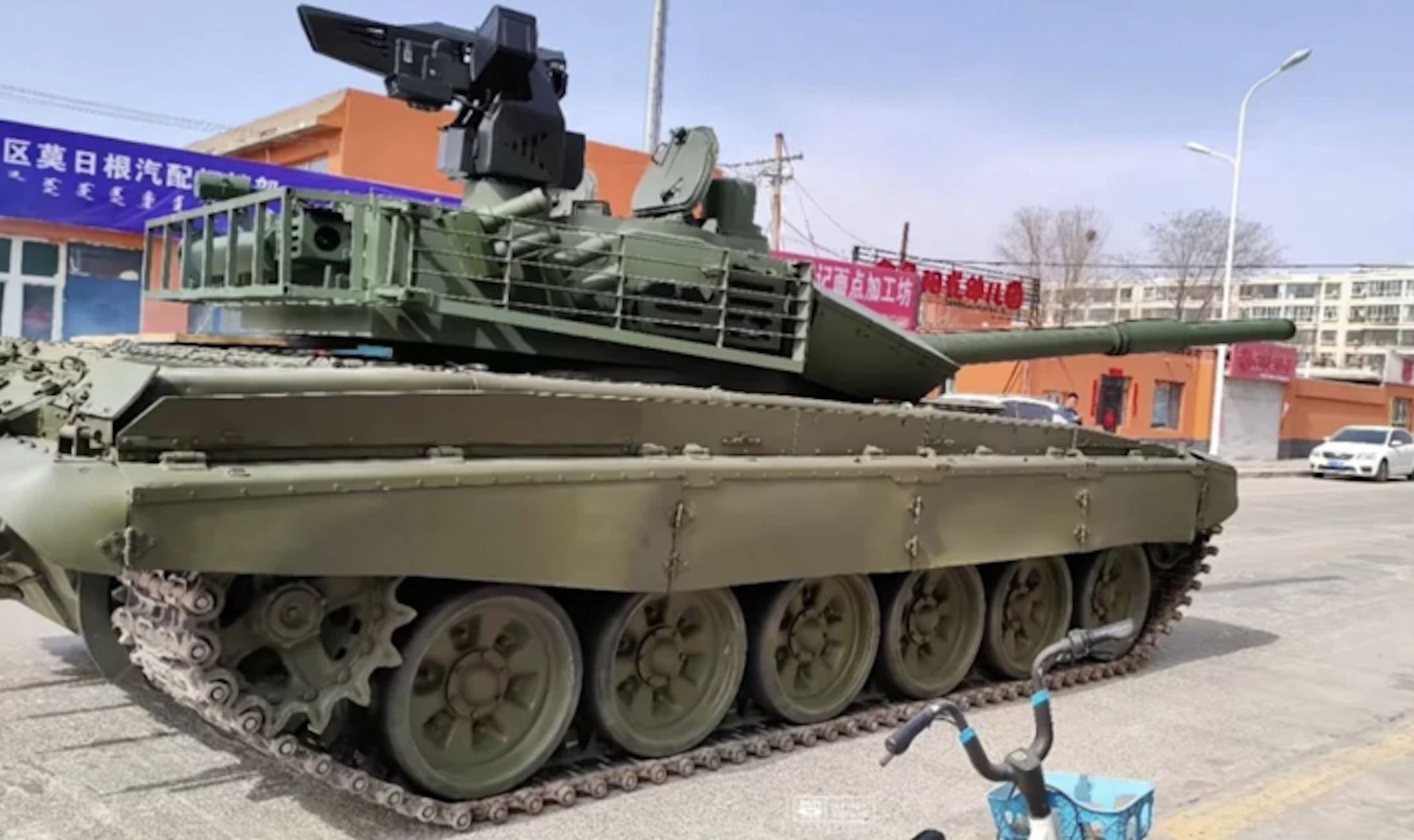 Czołg T-72M z chińską wieżą