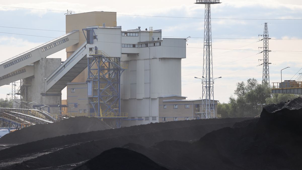BOGDANKA, POLAND - AUGUST 31: View of the coal mine in Bogdanka, Poland on August 31, 2022. The growing demand for coal in Poland caused vehicle lines outside the mine's sales office. In recent days, the Bogdanka coal mine has introduced registrations for coal collection, which helped to reduce queues. (Photo by Jakub Porzycki/Anadolu Agency via Getty Images)
