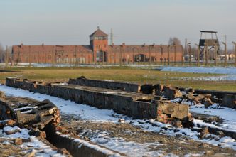Oświęcim. Przetarg na drogę przebiegająca nieopodal Miejsca Pamięci Birkenau zostanie powtórzony