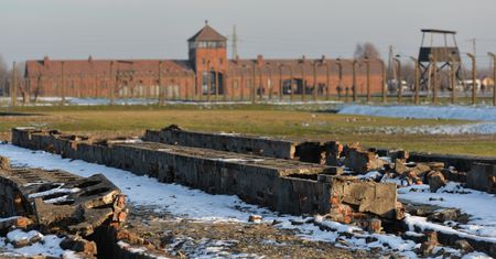 Oświęcim. Przetarg na drogę przebiegająca nieopodal Miejsca Pamięci Birkenau zostanie powtórzony