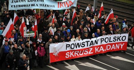Koziński: Próbując odebrać koncesję TVN, PiS tylko zmobilizuje opozycję do odebrania mu władzy [Opinia]