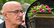 Marcin Daniec i jego żona na pogrzebie Franciszka Smudy. Tak się ubrali