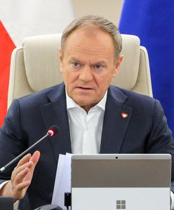 Tusk z tajemniczym wpisem. "Zachowajcie spokój"