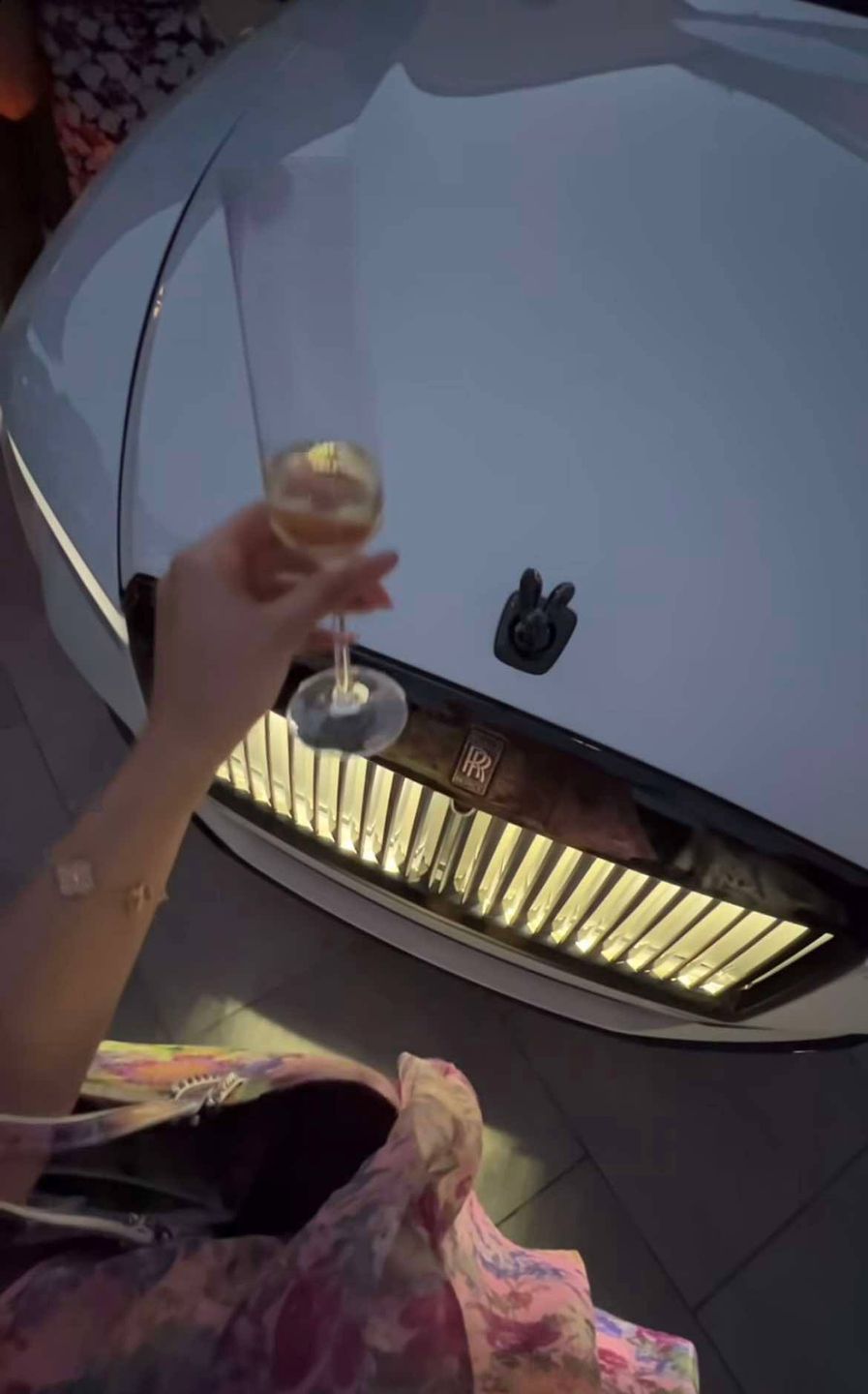 Caroline Derpienski bryluje na imprezie Rolls Royce w Palm Beach
