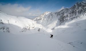 Zagrożenie lawinowe. Skrajnie trudne warunki w Tatrach