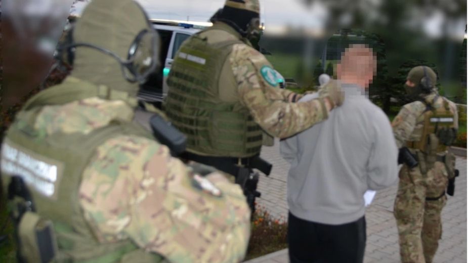 Funkcjonariusze zatrzymali pięć osób