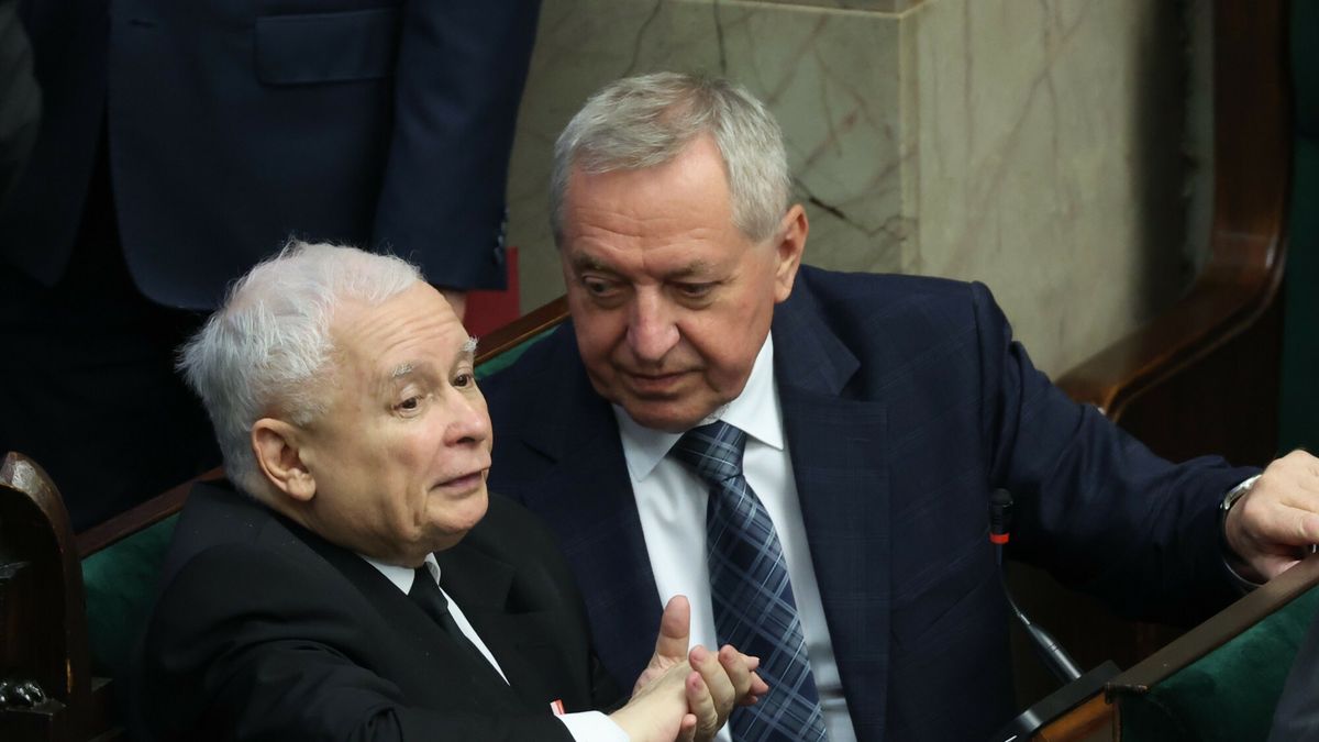 81. posiedzenie Sejmu IX kadencji
16.08.2023 Warszawa 81. posiedzenie Sejmu IX kadencji
fot Jacek Dominski/REPORTER
n/z: Jaroslaw Kaczynski, Henryk Kowalczyk
Jacek Dominski/REPORTER