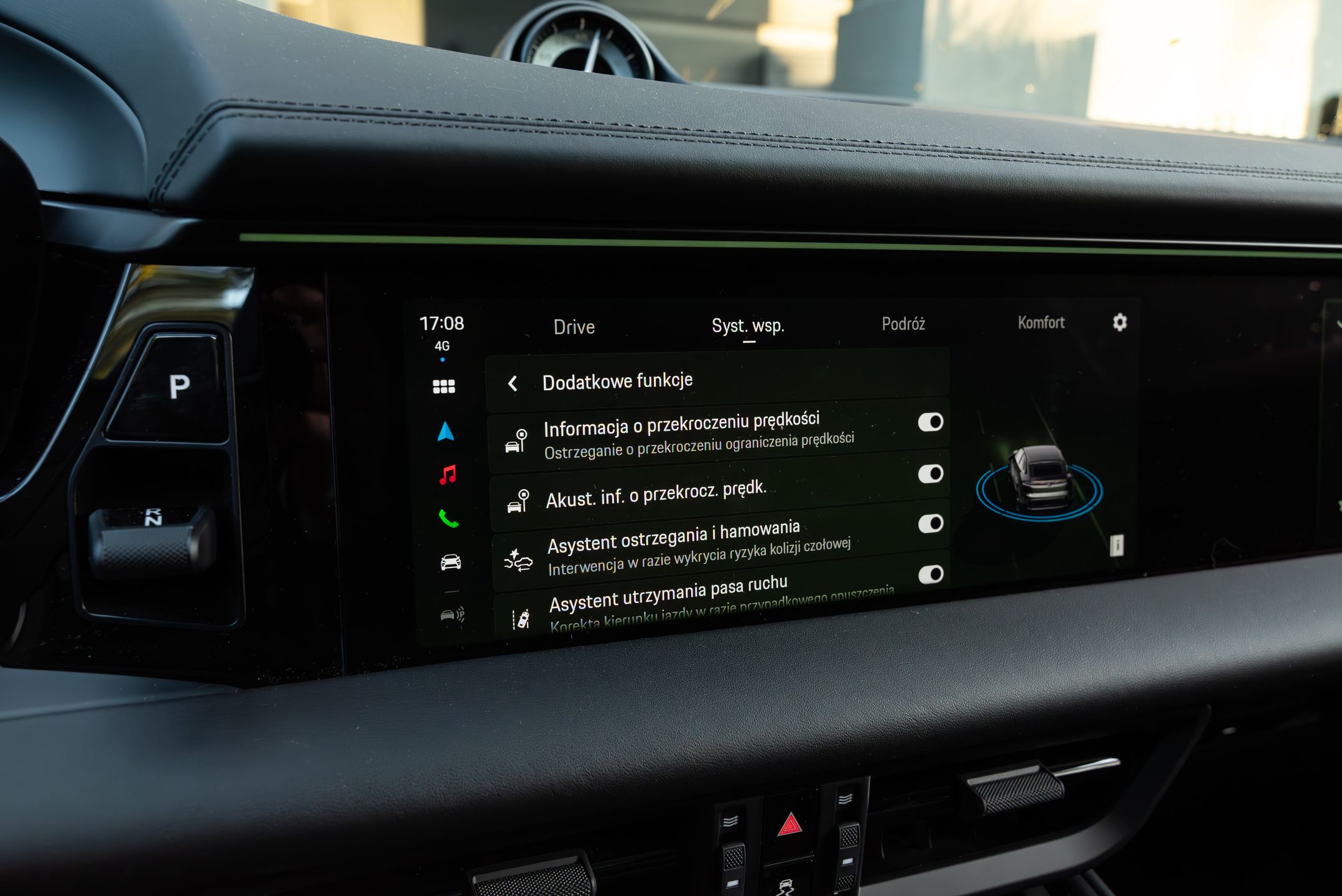Porsche Macan 4 EV