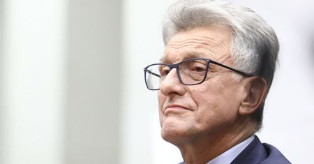 Stanisław Piotrowicz musi przeprosić Gersdorf i Rączkę. Jest wyrok