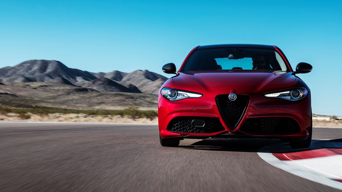 Giulia w wersji coupe ma mieć przód przypominający wersję sedan.