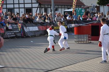 Taniec, karate i pokaz siły. Dni Miasta i Gminy Skoki 2025 rozpoczęte