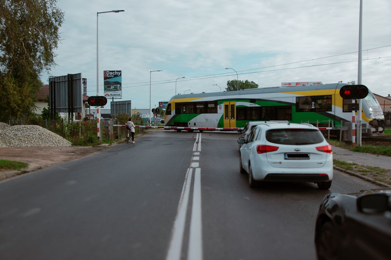 Remont (zamknięcie) przejazdu kolejowego – drogowego linii kolejowej nr 33 w ciągu ul. Bielskiej (DK60) w Płocku!