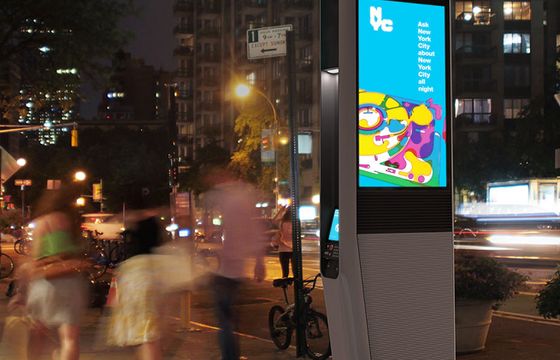 Kioski z internetem w Nowym Jorku rezygnują z przeglądarek, bo blokowali je bezdomni i narkomani