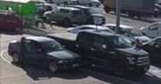 Niecodzienna scena na parkingu. Źle stanął, a potem urwał wycieraczkę. Powód zadziwia