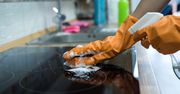 Jak wyczyścić płytę indukcyjną? Postaw na tanie, domowe sposoby