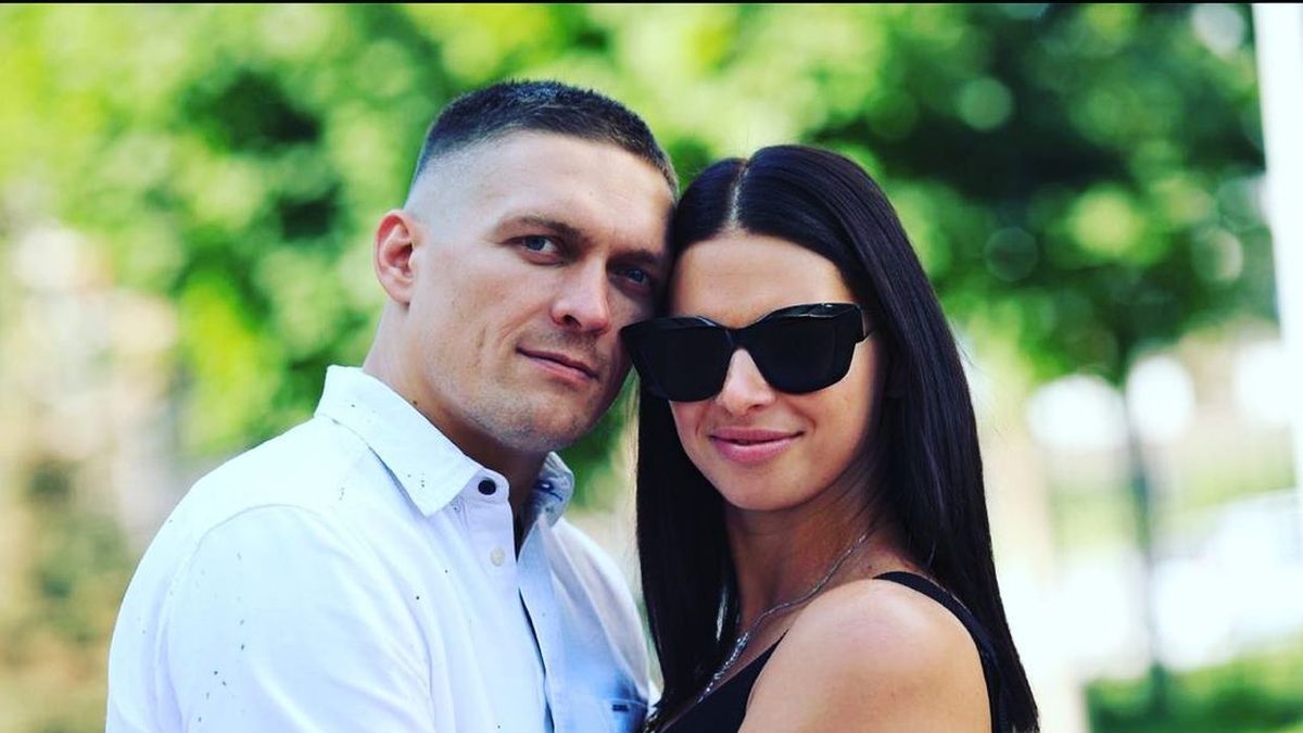 Ołeksandr Usyk z żoną Kateriną